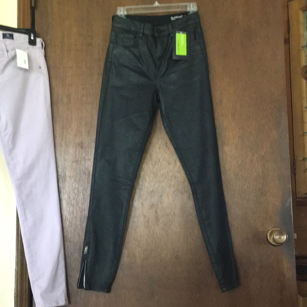 BLANKNYC The Bond mid rise skinny jeans.